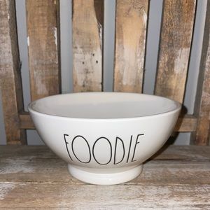 Rae Dunn “FOODIE” cereal bowl
